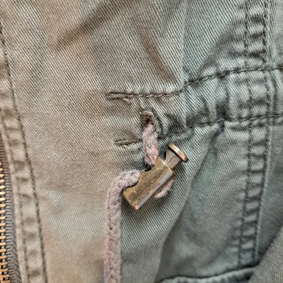 Mossimo Supply Co. Vintage Army Green Utility Jacket Women's Size Medium. - Picture 5 of 10